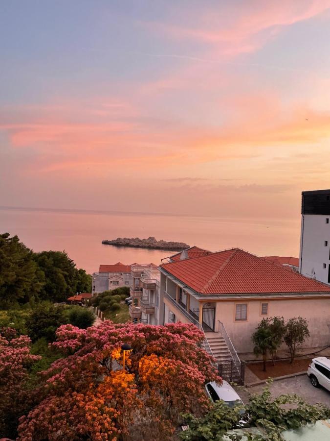 Sea View Apartment Sveti Stefan Kültér fotó